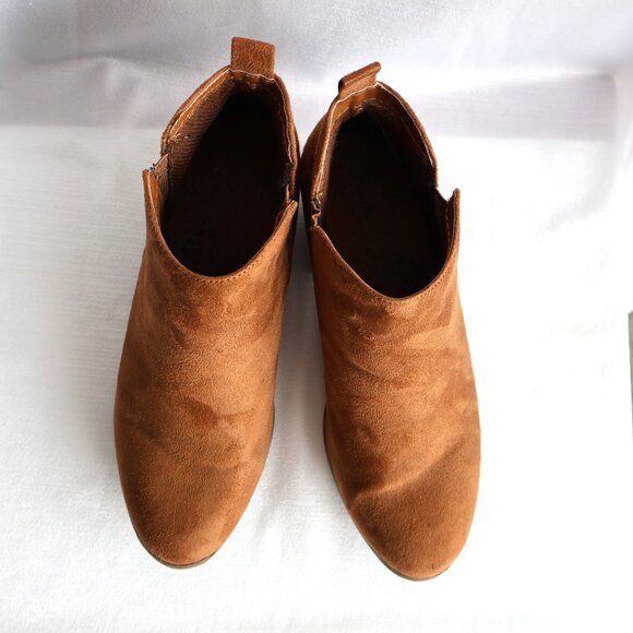 Faux Suede Ankle Boots - Size 7 - Cognac Colour - American Eagle - Picture 2 of 12